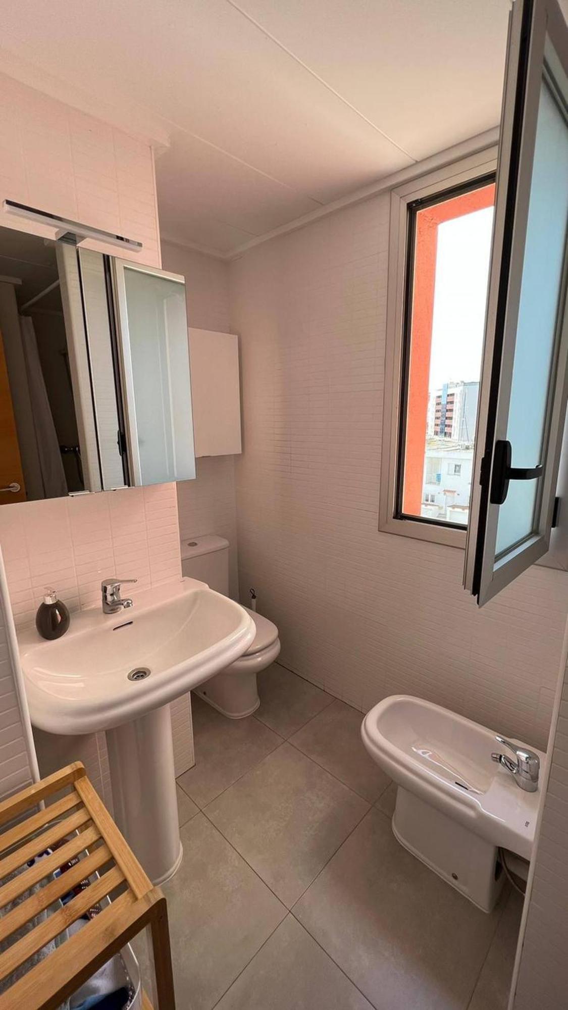 Apartamento Acogedor Con Piscina En Santa Margarita Roses Exterior photo